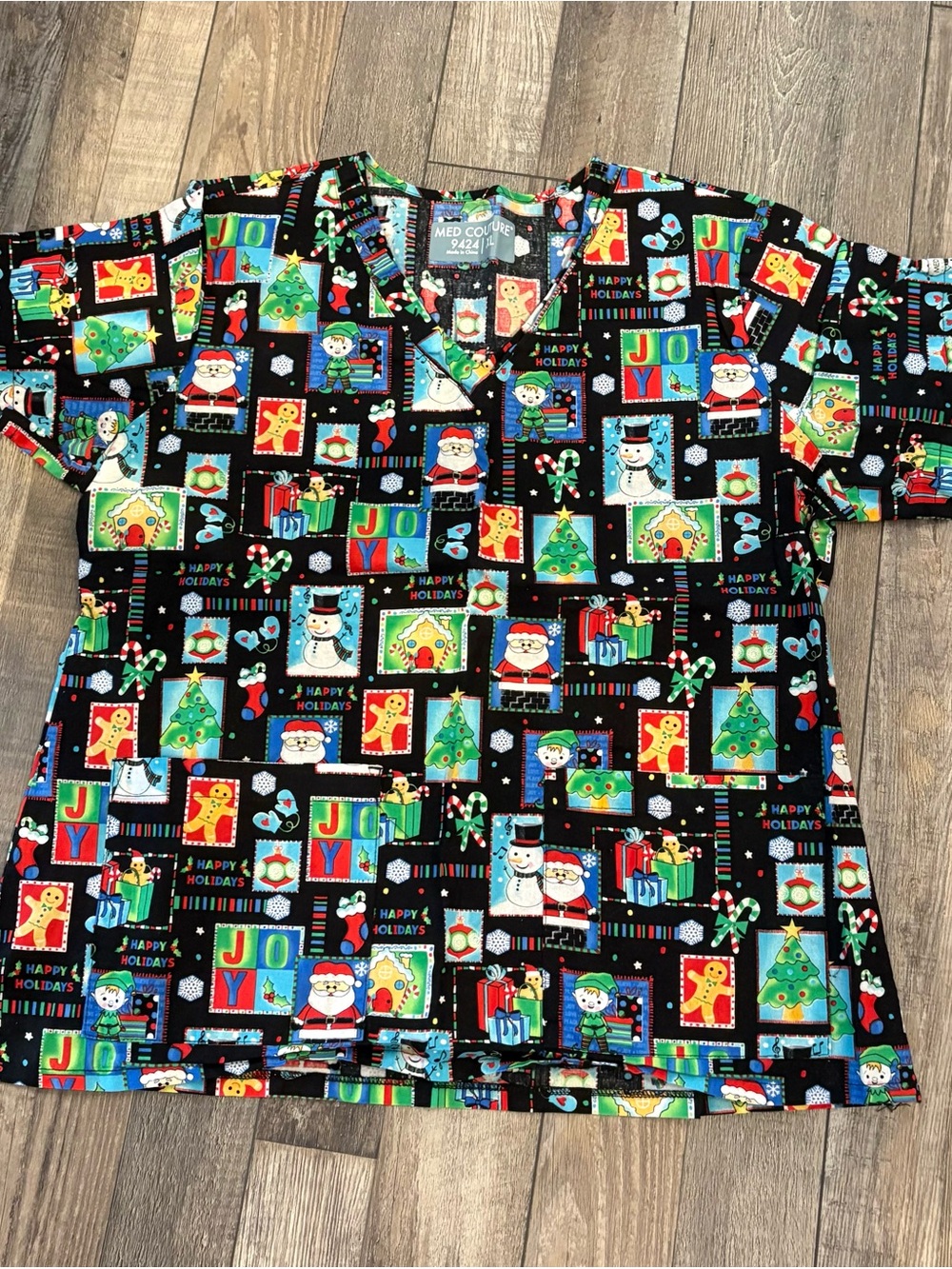 Scrub top
